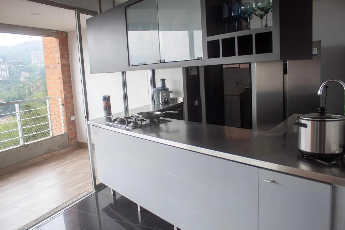 Apartment Near Provence Pool, Gym, Views And Wifi Medellin