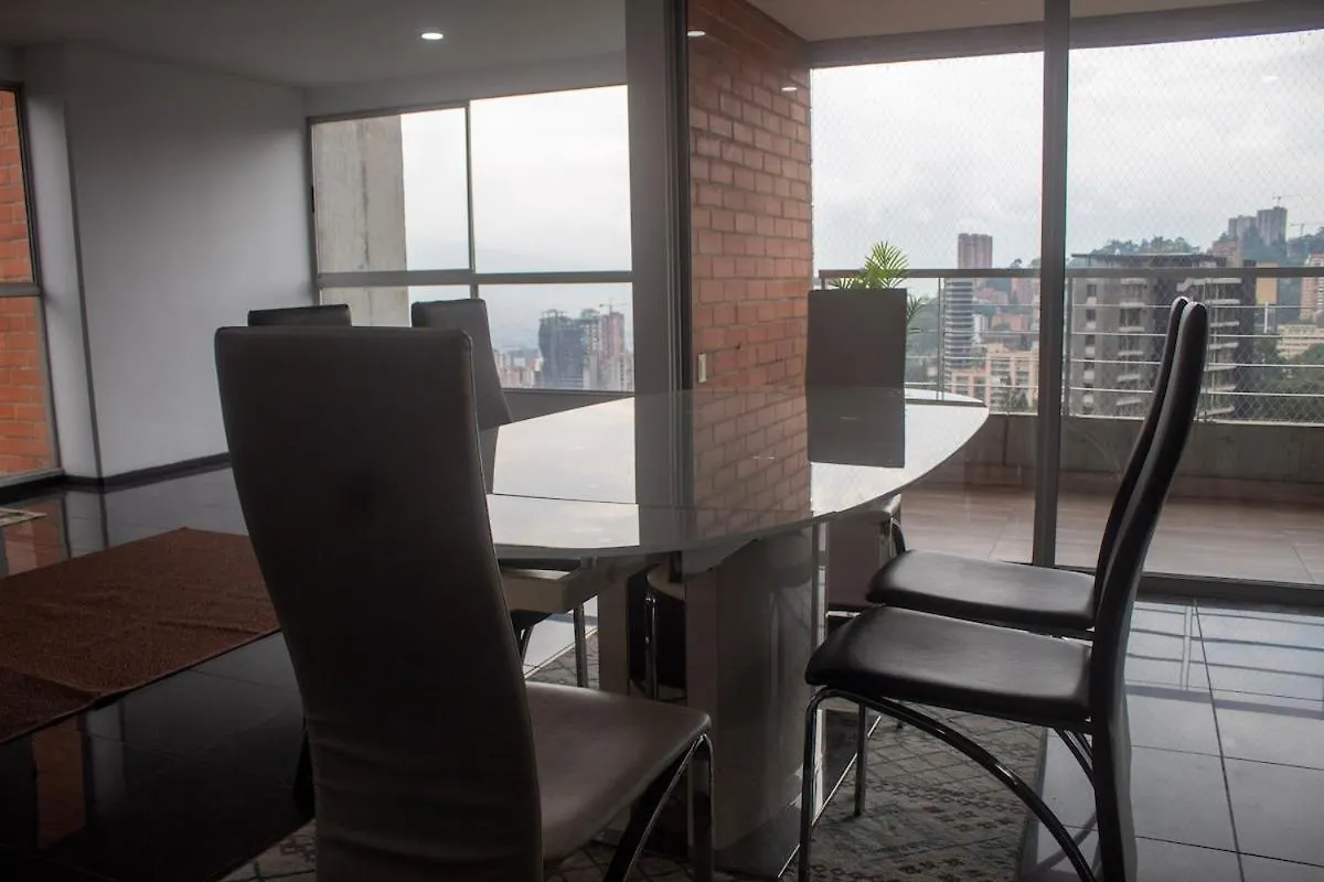 Apartment Near Provence Pool, Gym, Views And Wifi Medellin