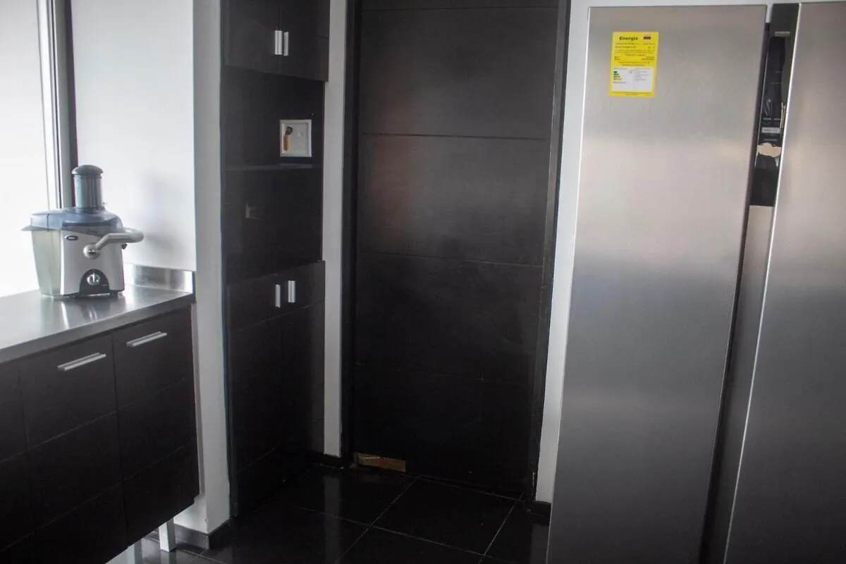 Apartment Near Provence Pool, Gym, Views And Wifi Medellin