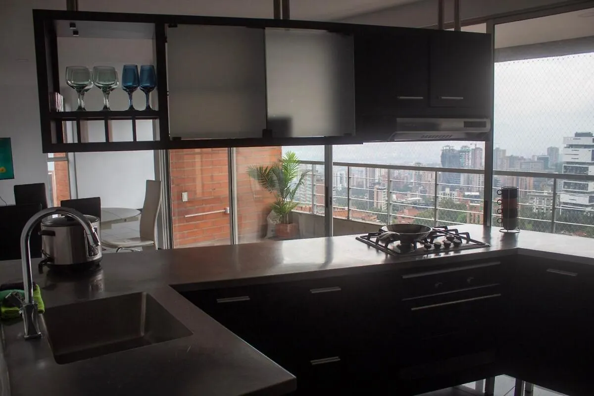 Apartment Near Provence Pool, Gym, Views And Wifi Medellin